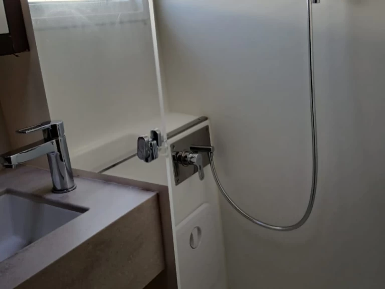 Bootsverleih Lagoon Lagoon 46 Lavrion Samboat