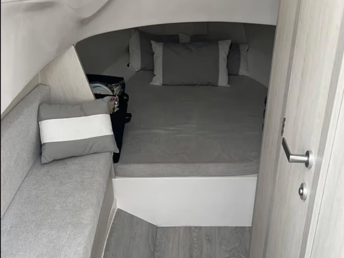 YachtCharter in Monte di Procida - Sea prop RIB 33 auf SamBoat