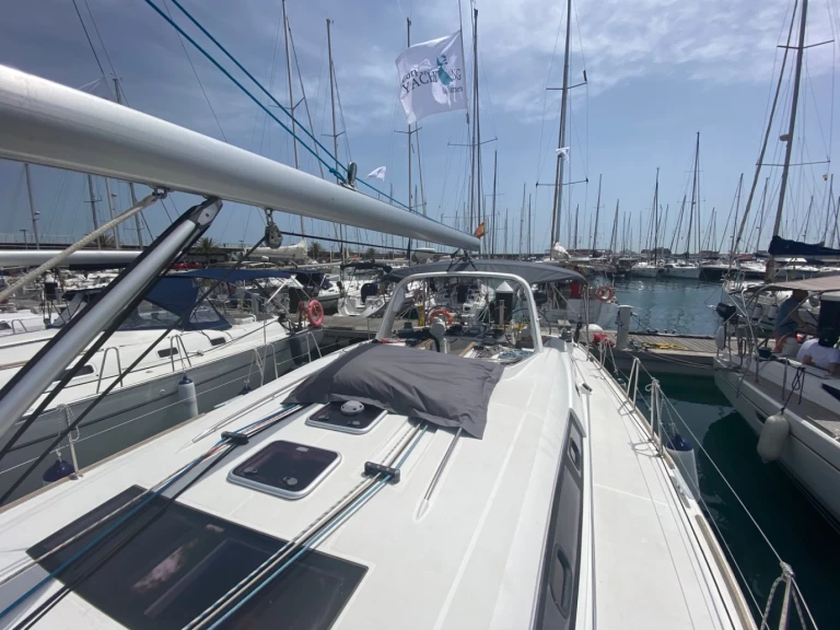 YachtCharter in Roda de Barà - Bénéteau Oceanis 50 auf SamBoat