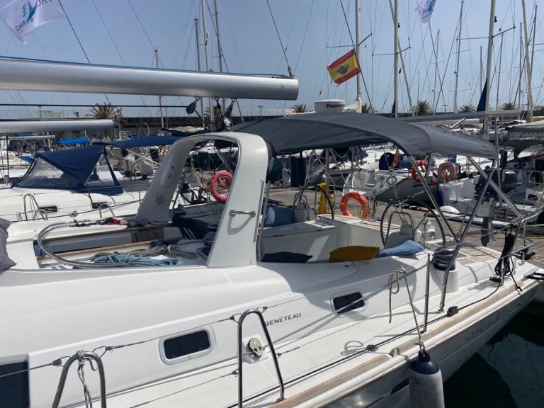 Ein Bénéteau Oceanis 50 mieten in Roda de Barà