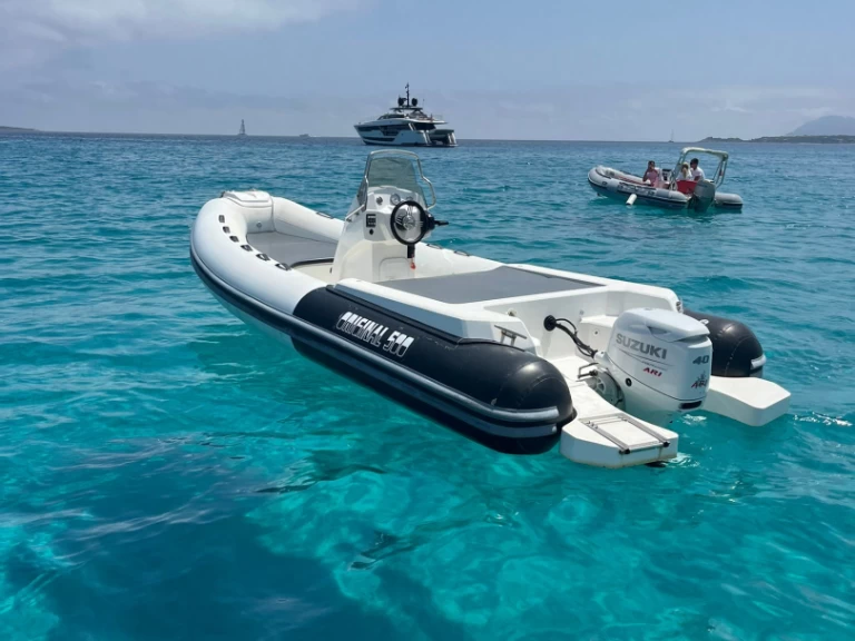 Motorboot mieten in Porto Rotondo zum besten Preis