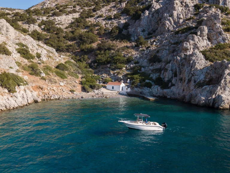 Ein Boston Whaler Boston Whaler 23 Outrage mieten in Ýdra