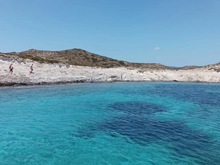 Ein L.AMMOS 450XL mieten in Andiparos