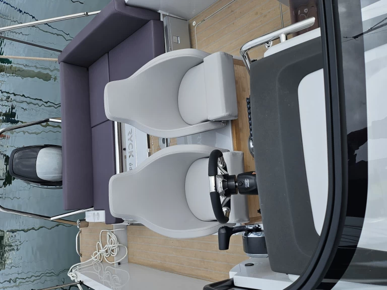 Motorboot mieten in La Forêt-Fouesnant zum besten Preis