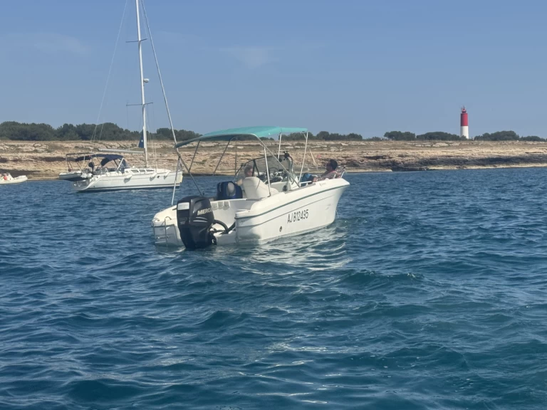 Motorboot mit oder ohne Skipper Jeanneau mieten in Fos-sur-Mer