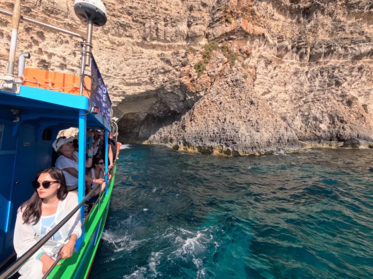 Ein Custom Made Luzzu 38 feet mieten in Mellieħa