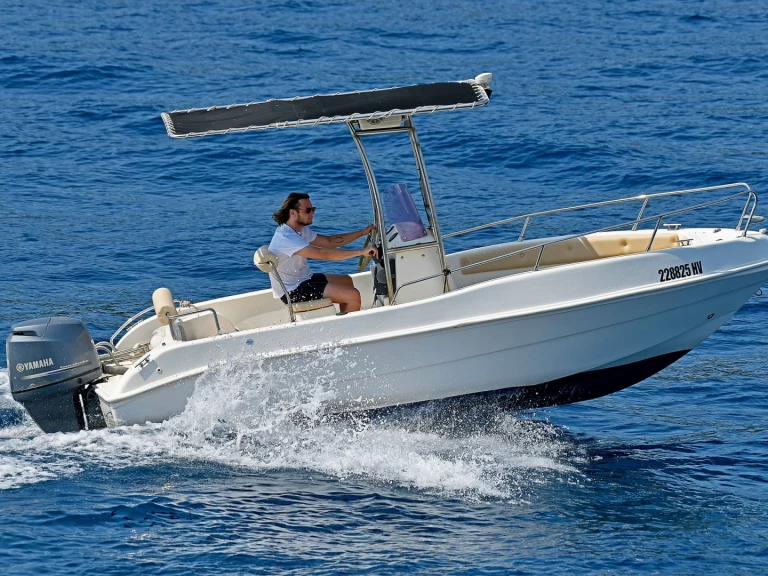 Motorboot mieten in Hvar zum besten Preis