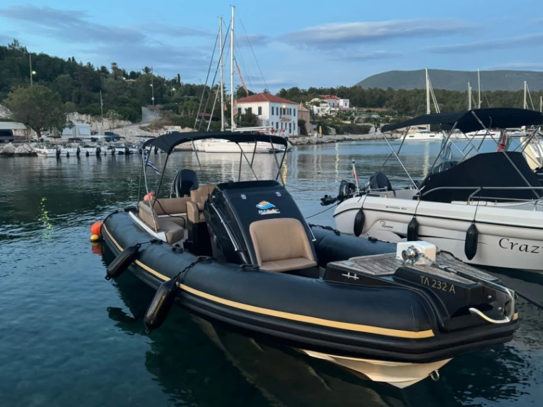 Ein yo boats 8.60 mieten in Nikiána