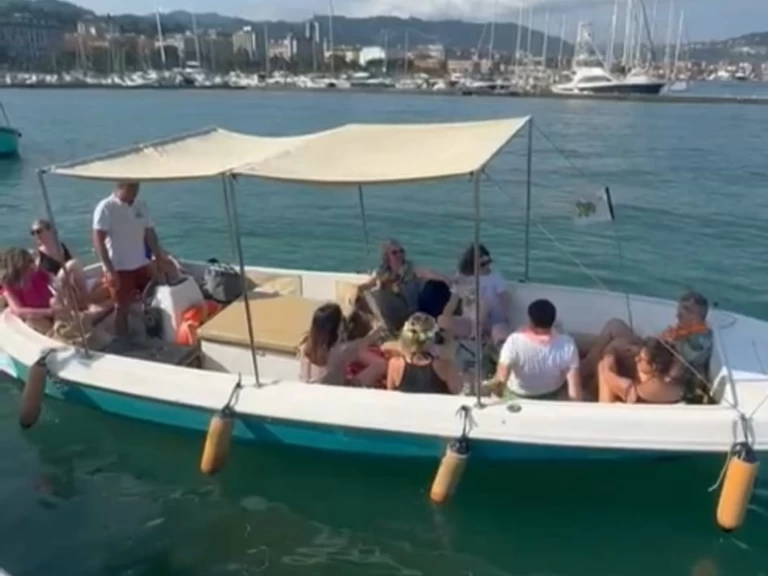 Vermietung Motorboot Gozzo mit Führerschein