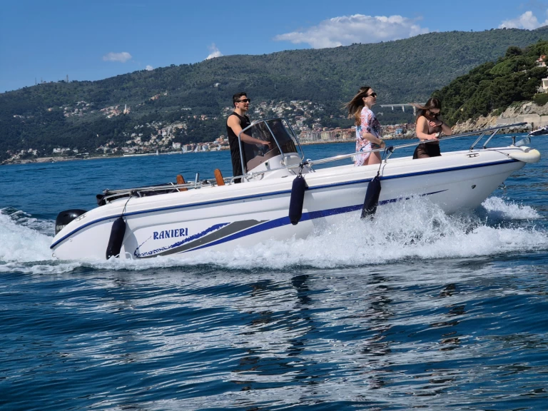 Motorboot mieten in Marina di Andora zum besten Preis