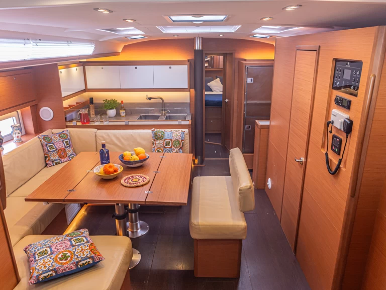 YachtCharter in Palermo - Dufour Dufour 530 auf SamBoat