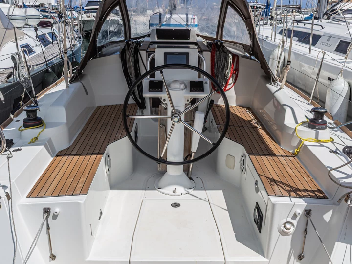 Vermietung Segelboot Jeanneau mit Führerschein