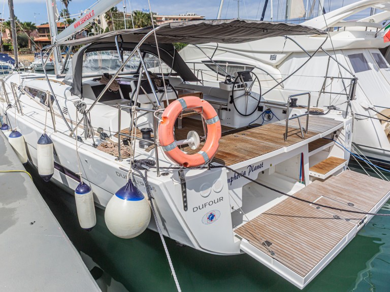 Boot mieten Furnari günstig Dufour 56 Exclusive