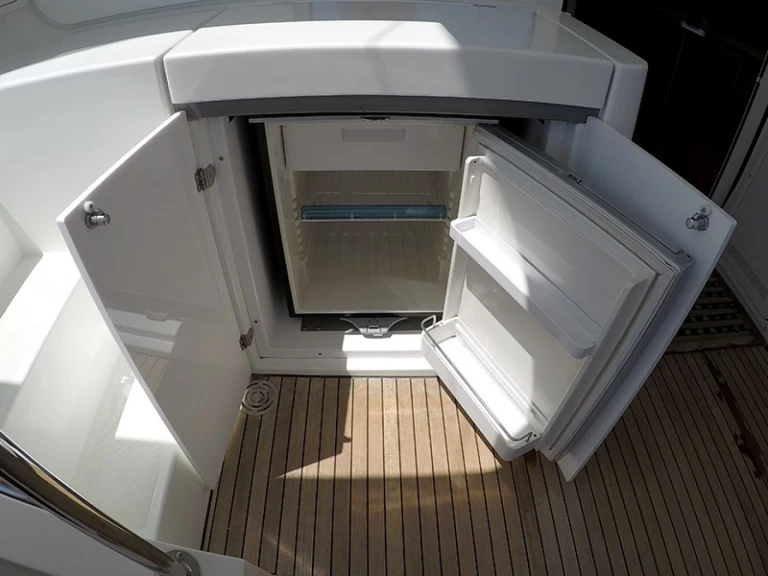 Katamaran mit oder ohne Skipper Lagoon mieten in Šibenik