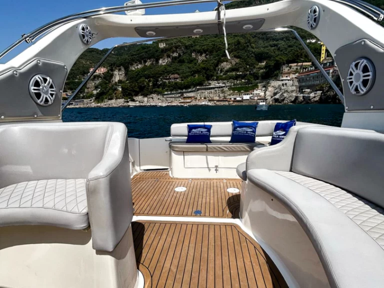 Motorboot mit oder ohne Skipper Saver mieten in Castellammare di Stabia