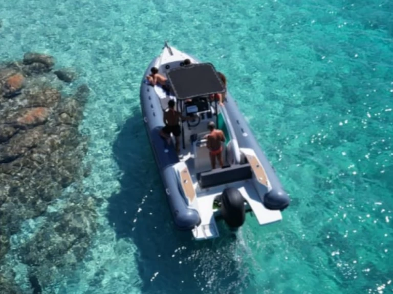 Schlauchboot mit oder ohne Skipper Capelli mieten in Palau