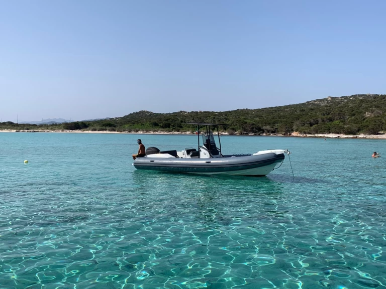 Schlauchboot mieten in Palau zum besten Preis