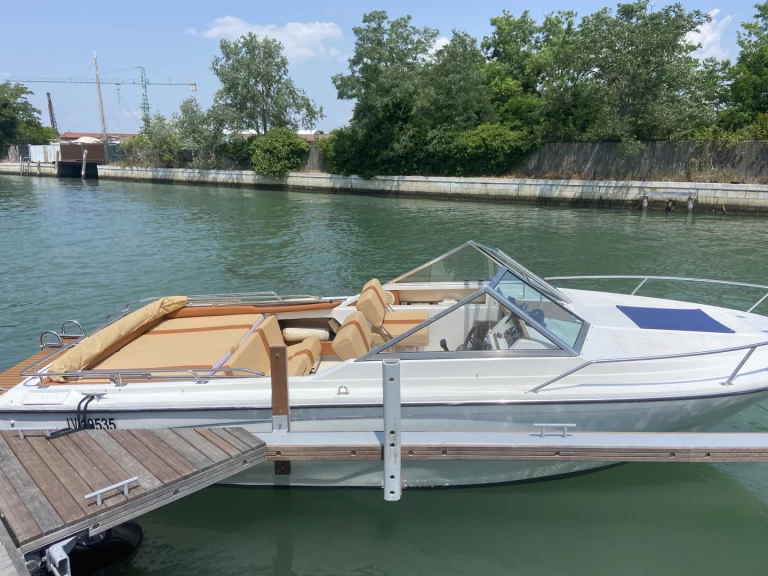 Ein Glastron Laraya  mieten in San Giuliano - Venezia