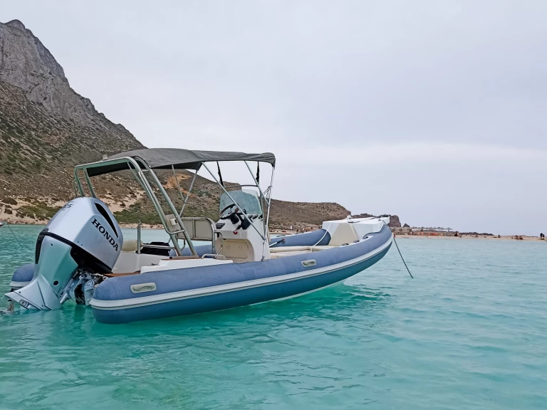 Schlauchboot mit oder ohne Skipper Arrow mieten in Kissamos