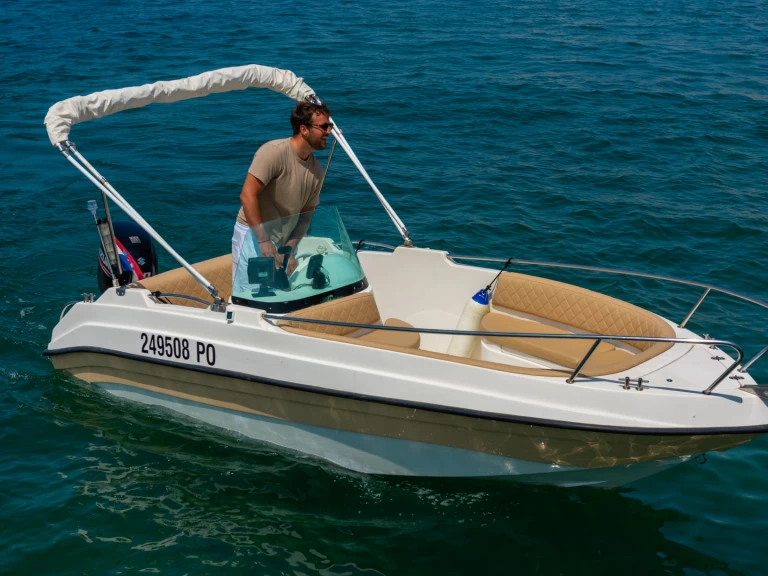 Ein kruger stella mieten in Poreč