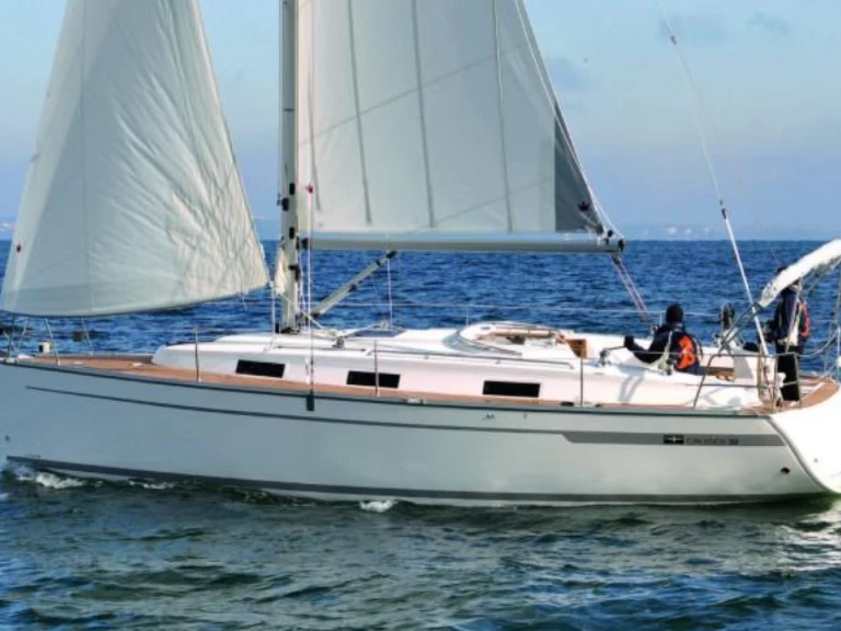 Segelboot mieten in La Rochelle - Bavaria Bavaria 32 Cruiser