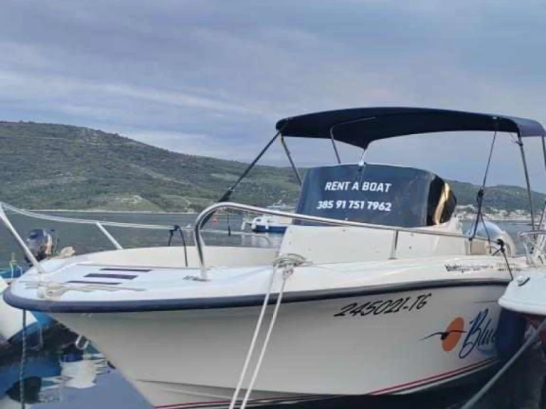 YachtCharter in Poljica - Insidias Marine HM 22 Fly auf SamBoat