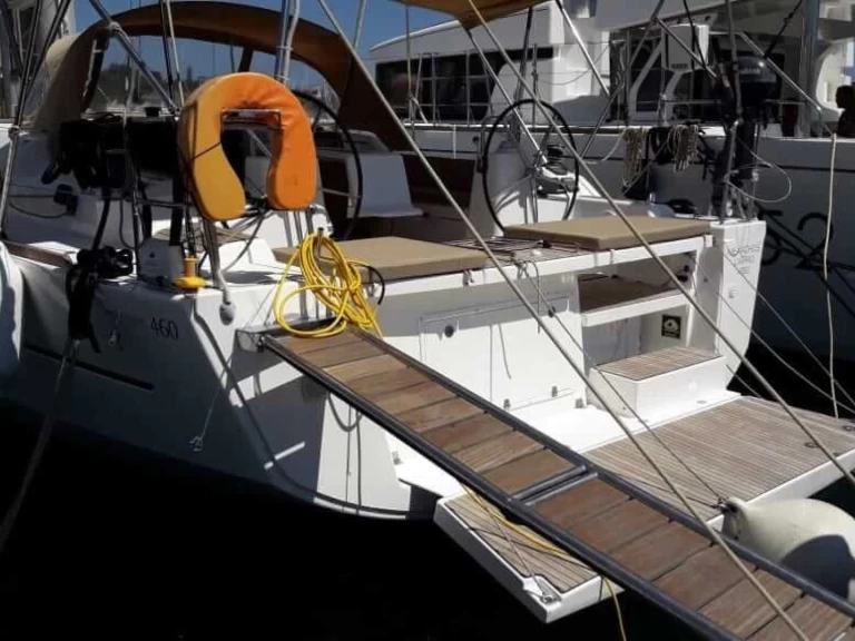 Ein Dufour Dufour 460 Grand Large mieten in Lavrion