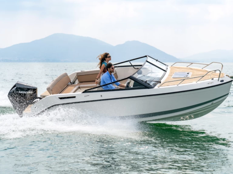 Quicksilver Activ 675 Cruiser mieten Marseille