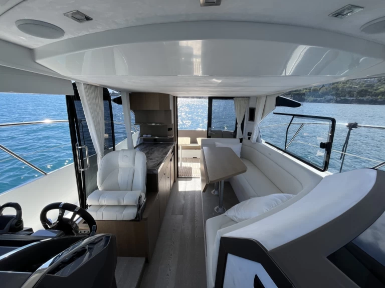 Boot mieten Cannes günstig Galeon 360 Fly