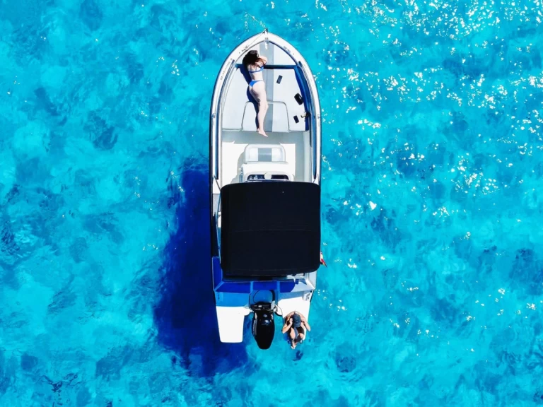 Motorboot mieten in Ciutadella de Menorca zum besten Preis