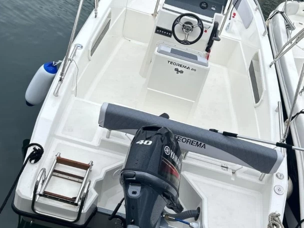 Motorboot mieten in Sorrent zum besten Preis