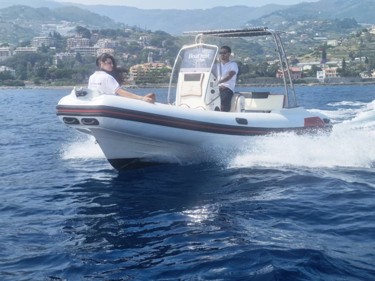 Ein Arkos 21 mieten in Sanremo
