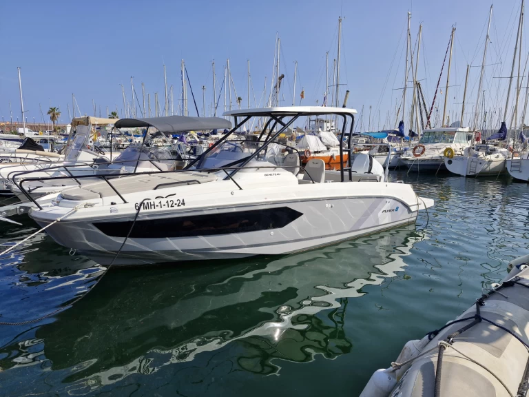Motorboot mieten in Barcelona zum besten Preis