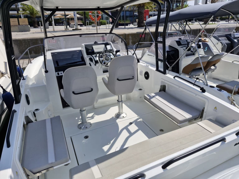 Ein Bénéteau Flyer 8 SUNdeck mieten in Barcelona