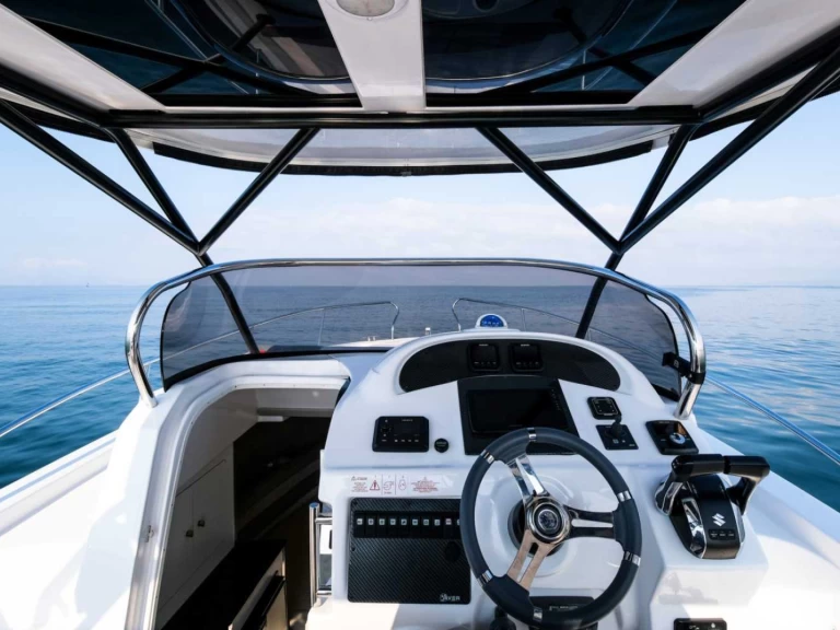 Ein Saver Saver 870 WA mieten in Ibiza Town