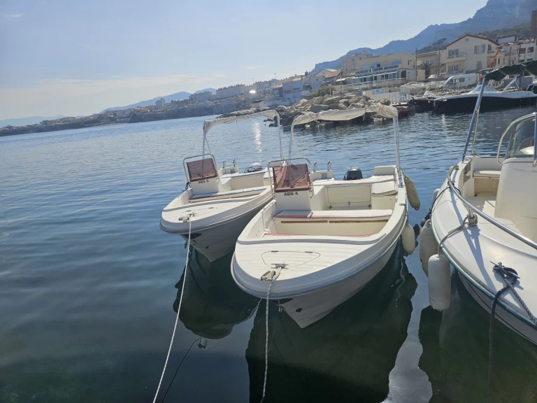 YachtCharter in Marseille - Selva-Marine T4.8 auf SamBoat