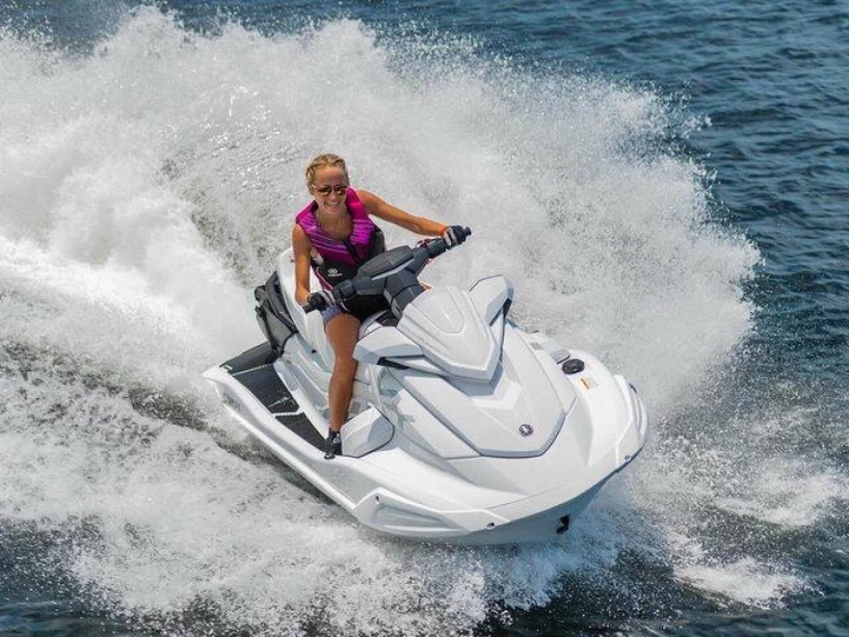 Ein Yamaha Yamaha VX mieten in Sant Antoni de Portmany