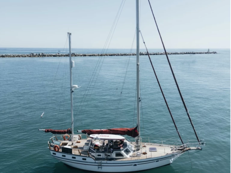 Ein endurance 43 mieten in Portimão