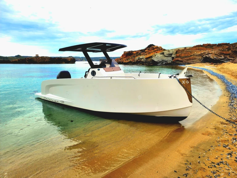 Ein Boats mak Cattleya X6 mieten in Cala Llonga