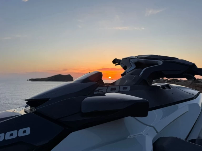 Bootsverleih Sea-Doo Gtx limited 300 Marina Ibiza Samboat