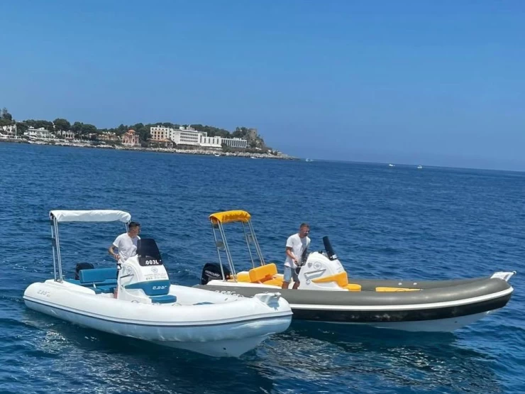 Schlauchboot mit oder ohne Skipper 2 BAR mieten in Palermo