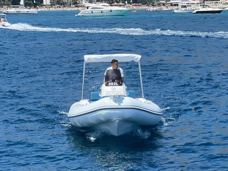 Vermietung Schlauchboot 2 BAR mit Führerschein