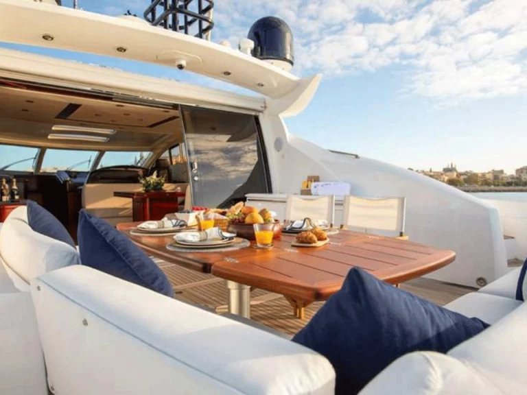 Yacht mit oder ohne Skipper Sunseeker mieten in Cannes