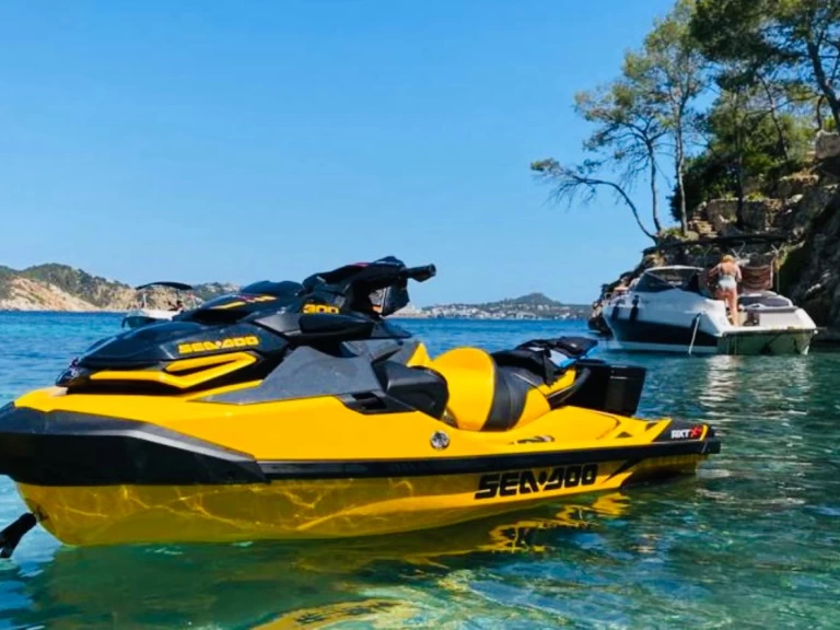 Bootsverleih Sea-Doo RXT X 300 Marina Ibiza Samboat