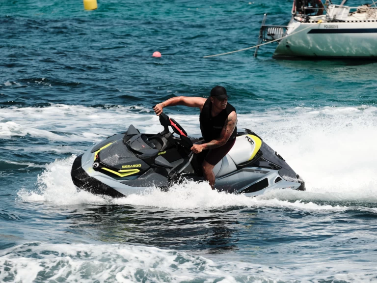 Jetski mieten in Ibiza Town - Sea-Doo RXT-X 325 cv