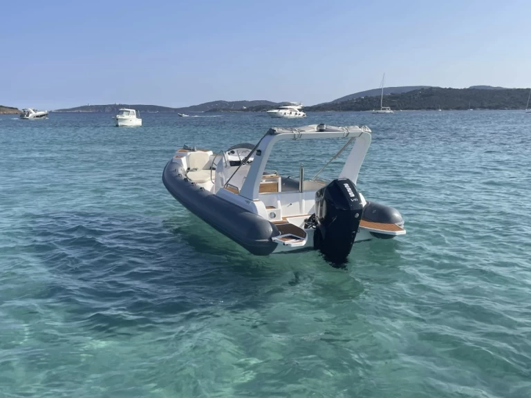 Bootsverleih QUINGDAO Moana Lecci Samboat