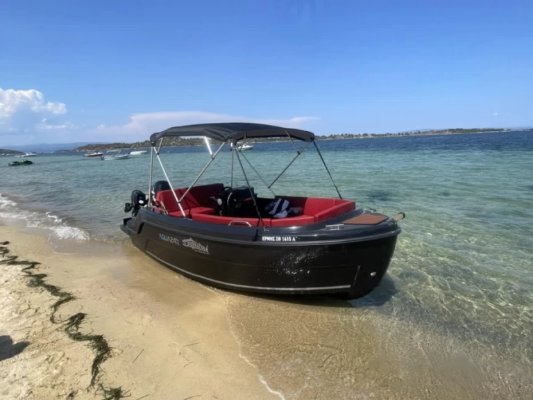 Boot mieten Vourvourou günstig Aquastar 600 RIB