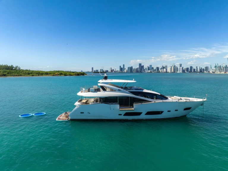 Yacht mieten in Miami - Sunseeker RMM JOB