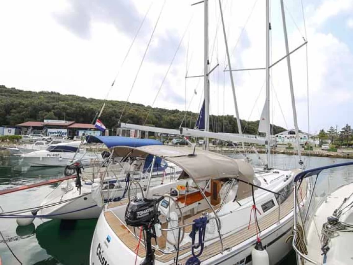 YachtCharter in Trogir - Bavaria Cruiser 34 auf SamBoat