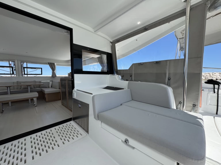 Excess Excess 14 mieten Rodi Garganico